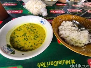 Gurih Berempah! Empal Gentong Dudu Musuh Rp 15 Ribu Seporsi Gurih Berempah! Empal Gentong Dudu Musuh Rp 15 Ribu Seporsi