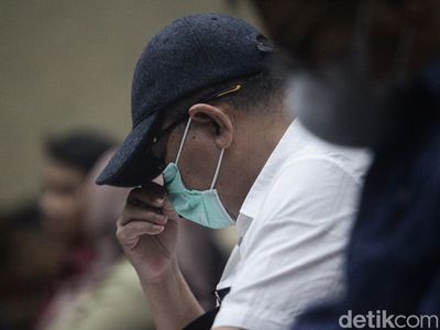 Jaksa Belum Siap, Tuntutan Tiga Hakim Tannur Ditunda