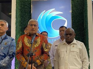 Video Pigai soal Siswa Nakal ke Barak: Kalau Bagus, Jalankan Secara Masif Video Pigai soal Siswa Nakal ke Barak: Kalau Bagus, Jalankan Secara Masif