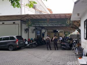 Usai Rumah La Nyalla, Kantor KONI Jatim Digeledah KPK Hari Ini Usai Rumah La Nyalla, Kantor KONI Jatim Digeledah KPK Hari Ini
