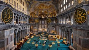 Kubah Masjid Hagia Sophia Turki Siap Direstorasi