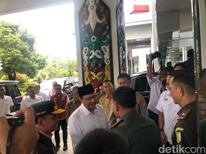 Kunjungi Kalteng, Mensos Paparkan Rencana 500 Sekolah Rakyat se-Indonesia