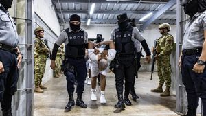 Penampakan Anggota Gangster yang Dideportasi AS ke Penjara El Salvador