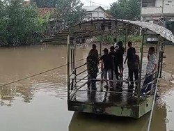 Diduga Bunuh Diri, Wanita di Gresik Lompat dari Perahu Tambang
