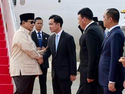Prabowo Tiba di Tanah Air Usai Lawatan dari Timur Tengah dan Turki