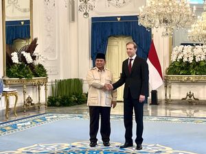 Sambangi Prabowo, Wakil PM Rusia Minta Tambahan Frekuensi Penerbangan