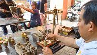 Lindungi Konsumen, Timbangan Pedagang Pasar Kumbasari Ditera Ulang