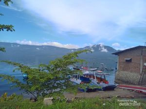 Liburan ke Danau Singkarak, Homestay Rp 50 Ribu dan Oleh-oleh Ikan Bilis Liburan ke Danau Singkarak, Homestay Rp 50 Ribu dan Oleh-oleh Ikan Bilis
