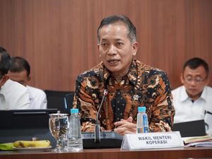 Kemenkop Godok Konsep Bisnis hingga Modul Koperasi Merah Putih Kemenkop Godok Konsep Bisnis hingga Modul Koperasi Merah Putih