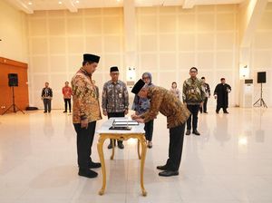 Wamensesneg Lantik Teddy Robinson sebagai Dirut PPK Kemayoran