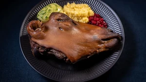 10 Hewan Aneh yang Populer Jadi Makanan Enak di Berbagai Negara