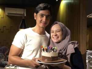 10 Potret Seru Puteri Anne Makan bareng Keluarga dan Teman 10 Potret Seru Puteri Anne Makan bareng Keluarga dan Teman