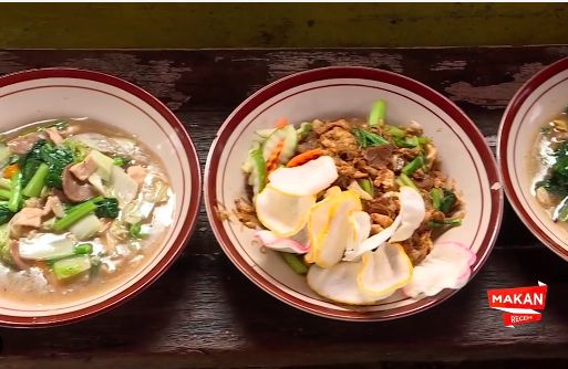 Halal! 5 Nasi Goreng China Gerobakan yang Terkenal Enak