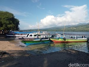 Semana Santa Larantuka, Ojek Laut Laris Manis Semana Santa Larantuka, Ojek Laut Laris Manis