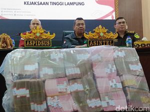 Kejati Sebut Bakal Ada Tersangka Baru Korupsi Jalan Tol Lampung Kejati Sebut Bakal Ada Tersangka Baru Korupsi Jalan Tol Lampung