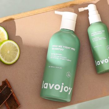 Lavojoy Hold Me Tight Pro Shampoo Spring Wonder/Foto: Instagram.com/lavojoy_id