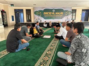 Jadi Tersangka Pencurian, Pria di Jakpus Nikahi Kekasih di Kantor Polisi