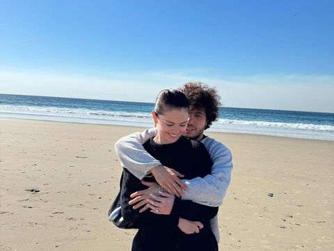 Hubungan green flag selena dan benny