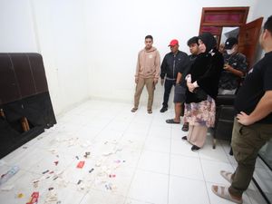 Kembali Razia Hotel, Walkot Banda Aceh Temukan Kondom Berserakan-PSK Kembali Razia Hotel, Walkot Banda Aceh Temukan Kondom Berserakan-PSK
