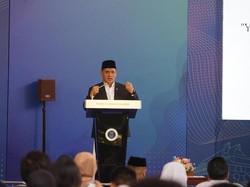 Romo Syafii Sebut Program MBG-Sekolah Rakyat untuk Negara Sejahtera