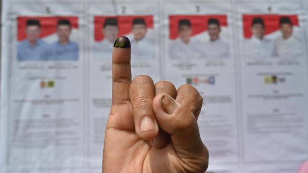 Warga Lakukan Pemungutan Suara Ulang Pilkada Parigi Moutong