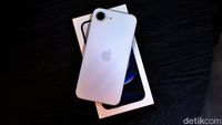 Unboxing iPhone 16e, HP Apple Paling Terjangkau Punya Chip Gahar