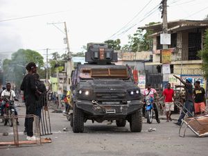 Kekerasan Geng Meningkat di Haiti, Warga Protes Desak Pemerintah Bertindak Kekerasan Geng Meningkat di Haiti, Warga Protes Desak Pemerintah Bertindak