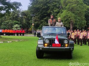 Khofifah Pimpin Apel Damkar, Satpol PP, dan Linmas se-Jatim di Sidoarjo Khofifah Pimpin Apel Damkar, Satpol PP, dan Linmas se-Jatim di Sidoarjo