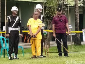 Tim Hotman Paris Sebut Banyak Kebohongan dalam Rekonstruksi 3 Polisi Tewas Tim Hotman Paris Sebut Banyak Kebohongan dalam Rekonstruksi 3 Polisi Tewas