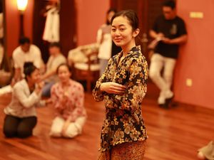 Siap Terbuai Sendratari Habis Gelap Terbitlah Terang? Siap Terbuai Sendratari Habis Gelap Terbitlah Terang?
