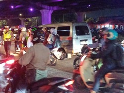 Polisi: Masih Ada 2.500 Truk Antre Masuk Pelabuhan Priok Malam Ini