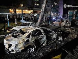 Gencatan Senjata Paskah Berakhir, Rusia Kembali Gempur Ukraina Gencatan Senjata Paskah Berakhir, Rusia Kembali Gempur Ukraina