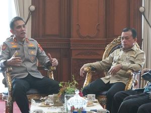 Kapolda dan Gubernur Bertemu, Bahas Kamtibmas hingga Kemajuan Jambi Kapolda dan Gubernur Bertemu, Bahas Kamtibmas hingga Kemajuan Jambi