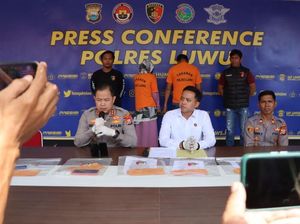 Tangis Sesenggukan Wanita Calo Penerimaan Polri di Luwu Saat Berbaju Tahanan Tangis Sesenggukan Wanita Calo Penerimaan Polri di Luwu Saat Berbaju Tahanan