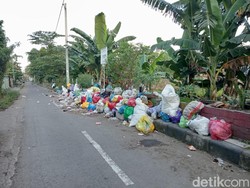 TPA Kebon Kongok Dibatasi, Pemkot Mataram Bingung Buang Ratusan Ton Sampah