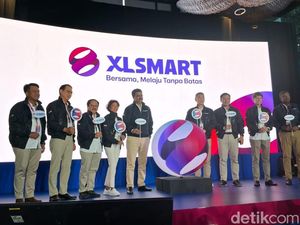 XL-Smartfren Resmi Merger Jadi XLSmart XL-Smartfren Resmi Merger Jadi XLSmart