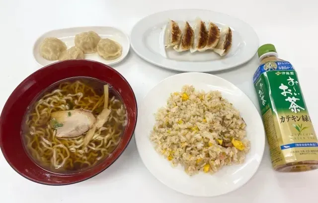 5 Menu Makan Hemat di Minimarket Jepang Modal Rp 100 Ribuan