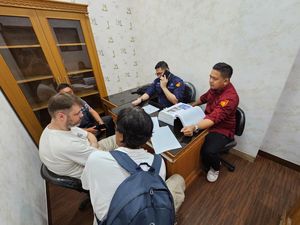 Potret WN Ukraina Bos Lab Narkoba di Bali Diserahkan ke Jaksa