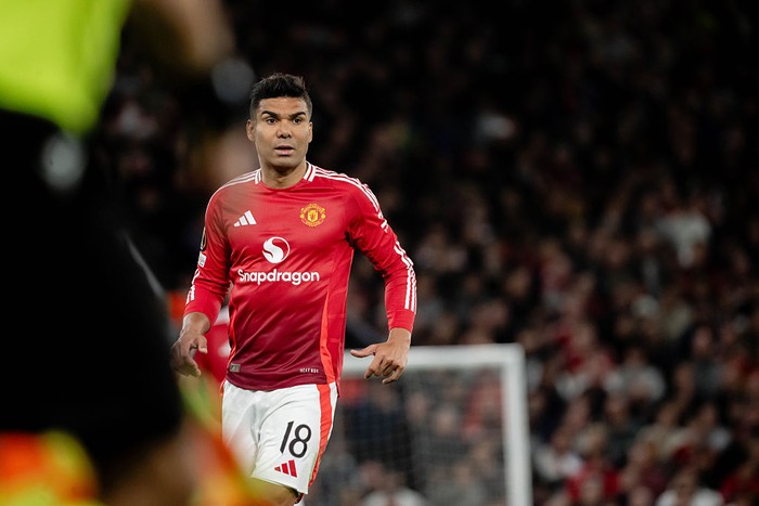 MANCHESTER, ENGLAND - APRIL 17: Casemiro of Manchester United in action during the UEFA Europa League 2024/25 Quarter Final Second Leg match between Manchester United and Olympique Lyonnais at Old Trafford on April 17, 2025 in Manchester, England. (Photo by Ash Donelon/Manchester United via Getty Images)