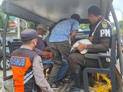 Empat Jukir Liar di Minimarket Palembang Ditangkap Dishub, Diberi Peringatan