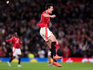 MU Sempat Terpukul Sebelum Akhirnya Menang Dramatis atas Lyon