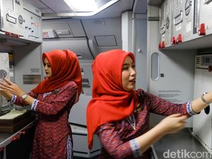 Dari Padang ke Makkah: Kisah Unik Pramugari di Penerbangan Haji