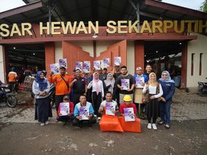 Ning Ita Akan Tingkatkan Fasilitas Pasar Hewan Sekarputih di Kota Mojokerto Ning Ita Akan Tingkatkan Fasilitas Pasar Hewan Sekarputih di Kota Mojokerto