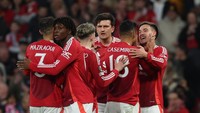 MU masih punya sisa satu laga kandang di musim ini kontra Aston Villa pada 25 Mei. Jika kalah juga, MU akan bikin rekor baru dengan 10 kekalahan kandang dalam semusim (Reuters)