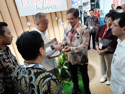 Menperin Agus Gumiwang Dukung Pertumbuhan Manufaktur Tekstil RI