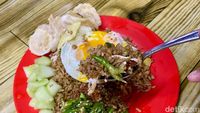 Tanpa Minyak dan MSG! Nasi Goreng Rawit Jalan Daksa Lezatnya Mantul