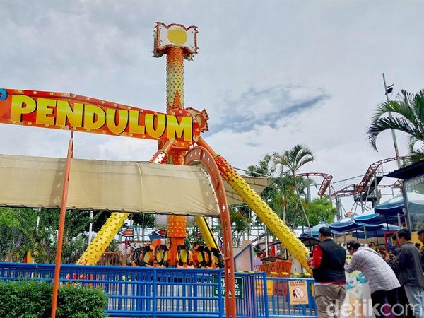 Wahana Ekstrem 360 Pendulum Jatim 1 Park Disetop Polisi Usai Pengunjung Terjatuh