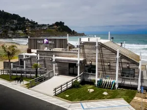 10 Restoran Cepat Saji dengan Desain Paling Indah di Dunia 10 Restoran Cepat Saji dengan Desain Paling Indah di Dunia