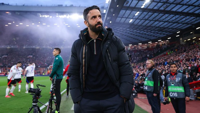 MANCHESTER, ENGLAND - APRIL 17: Ruben Amorim, head coach of Manchester United, during the UEFA Europa League 2024/25 Quarter Final Second Leg match between Manchester United and Olympique Lyonnais at Old Trafford on April 17, 2025 in Manchester, England. (Photo by James Gill - Danehouse/Getty Images)