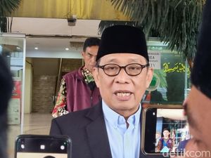 Stafsus Menag Imbau Petugas-Jemaah Haji Bijak Bermedsos Selama di Saudi